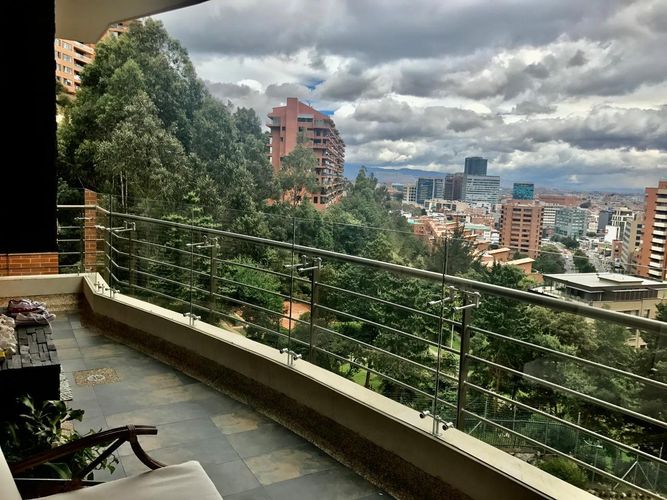 Apartamento de 3 alcobas en venta en Reserva De La Sierra, Bogotá, 235 m² · foto 5 de 14