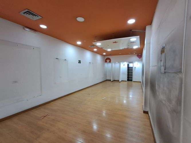 Local en arriendo en La Candelaria, Medellín, 52 m² · foto 5 de 19