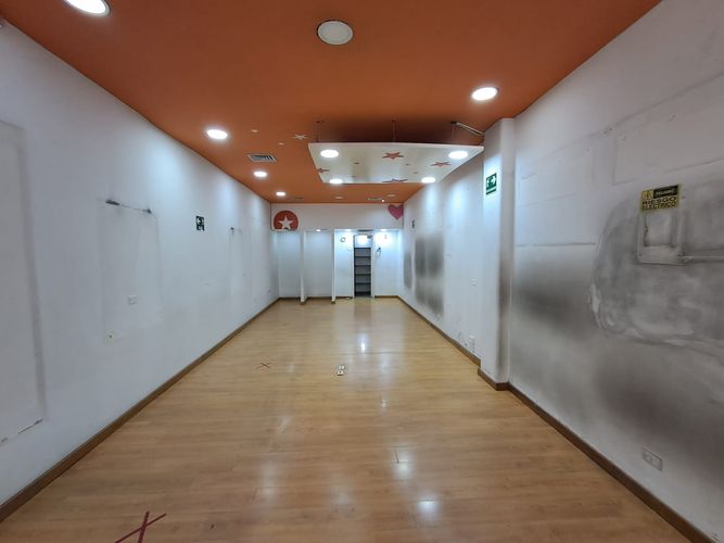 Local en arriendo en La Candelaria, Medellín, 52 m² · foto 10 de 19