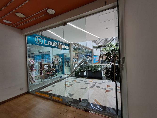 Local en arriendo en La Candelaria, Medellín, 52 m² · foto 13 de 19