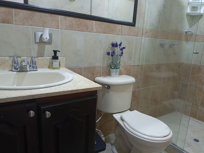 Apartamento de 4 alcobas en venta en La Gloria, Medellín, 245 m² · foto 12 de 16