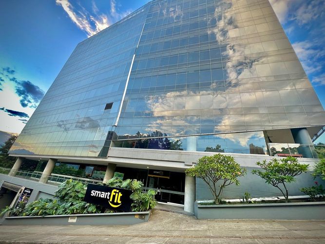 Local en venta en Las Palmas, Medellín, 1208 m² · foto 2 de 24