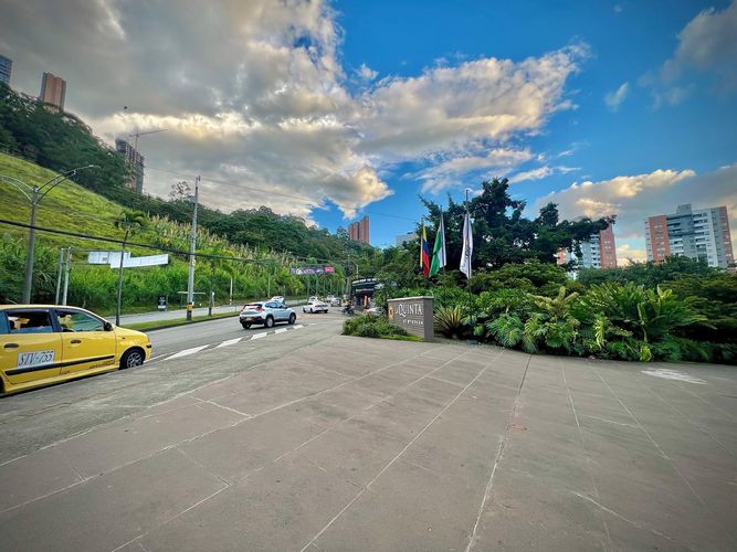 Local en venta en Las Palmas, Medellín, 1208 m² · foto 19 de 24