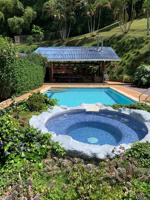 Finca en venta en Vista Hermosa, Cali, 18530 m² · foto 2 de 24