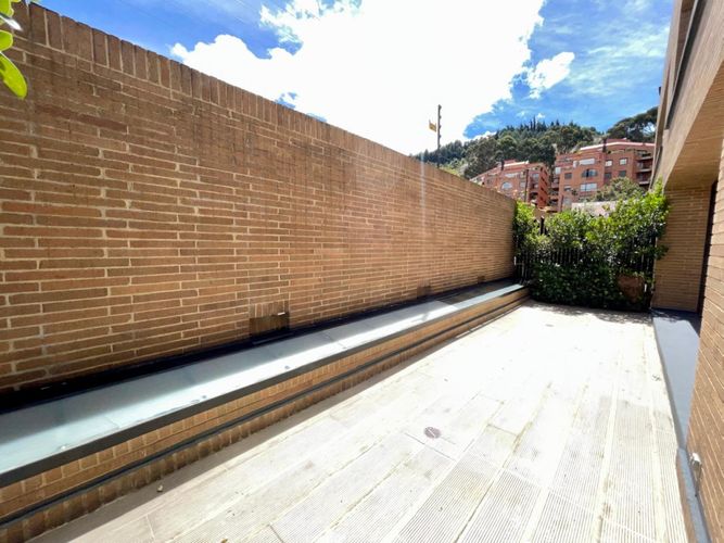 Apartamento de 2 alcobas en venta en Santa Barbara Oriental, Bogotá, 152 m² · foto 6 de 24