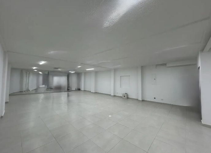 Local en arriendo en Sector Lago Uribe, Pereira, 300 m² · foto 2 de 8