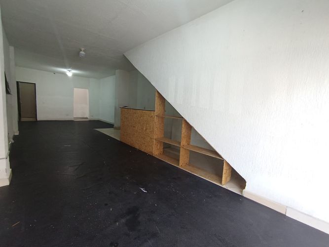 Local en arriendo en Bombona No.1, Medellín, 55 m² · foto 5 de 14