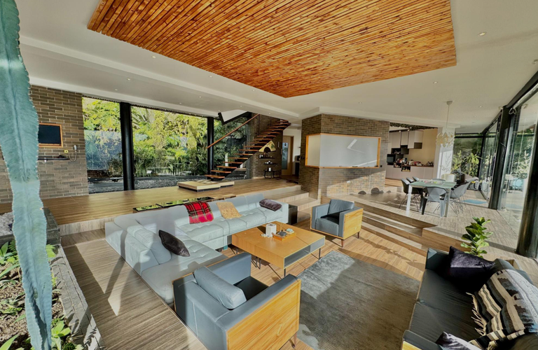 Casa de 3 alcobas en venta en El Poblado, Medellín, 412 m² · foto 3 de 20