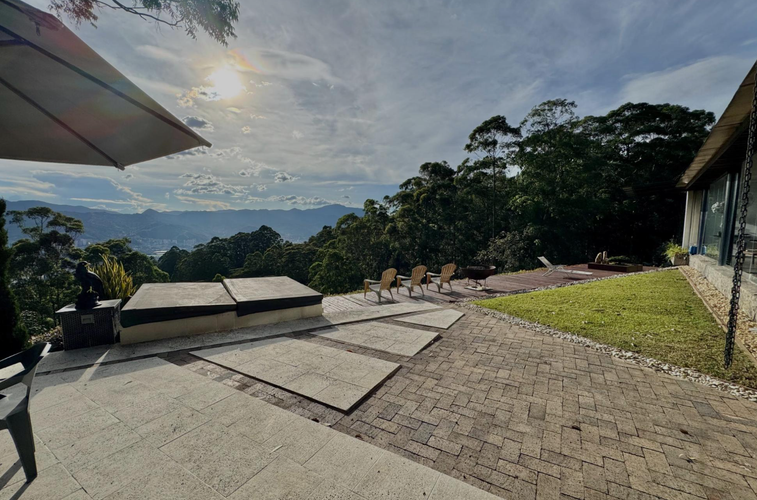 Casa de 3 alcobas en venta en El Poblado, Medellín, 412 m² · foto 10 de 20
