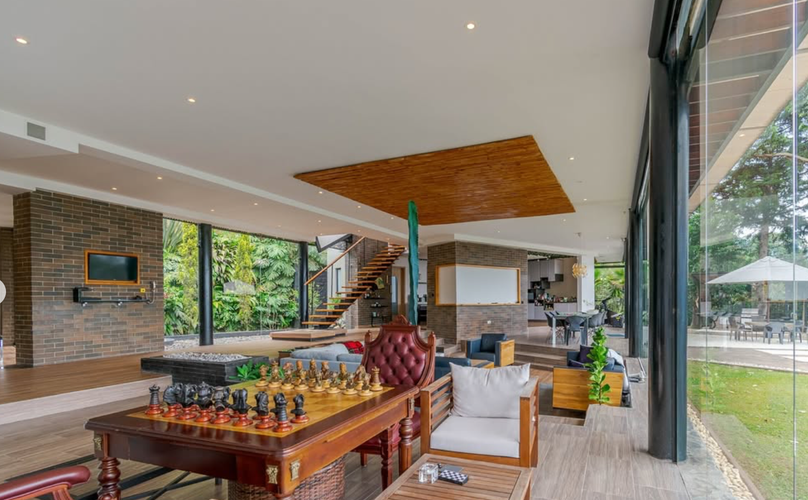 Casa de 3 alcobas en venta en El Poblado, Medellín, 412 m² · foto 16 de 20