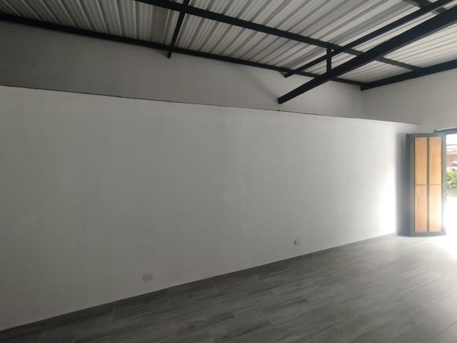 Local en arriendo en Señorial, Envigado, 28 m² · foto 4 de 11