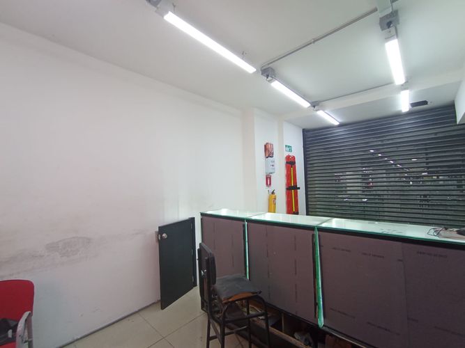 Local en arriendo en La Candelaria, Medellín, 17 m² · foto 6 de 9