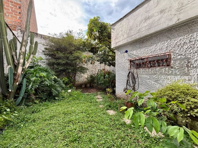 Casa de 3 alcobas en venta en Conquistadores, Medellín, 350 m² · foto 6 de 23