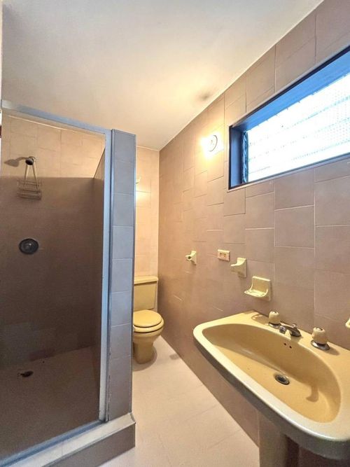 Casa de 3 alcobas en venta en Conquistadores, Medellín, 350 m² · foto 18 de 23