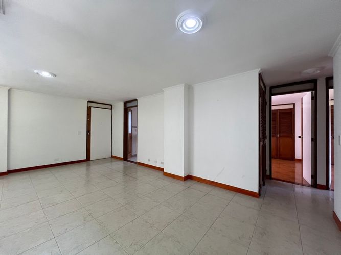 Apartamento de 3 alcobas en arriendo en El Poblado, Medellín, 84 m² · foto 4 de 18