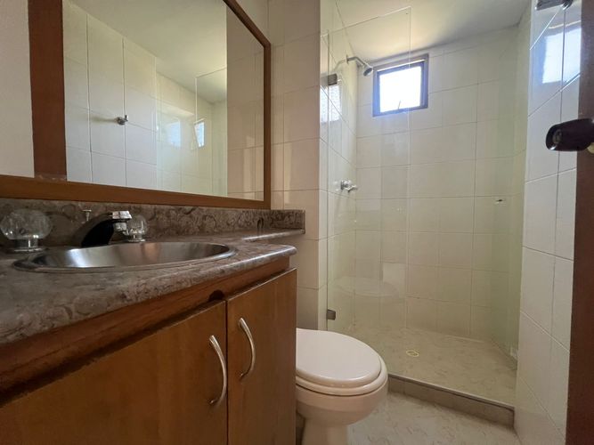 Apartamento de 3 alcobas en arriendo en El Poblado, Medellín, 84 m² · foto 18 de 18