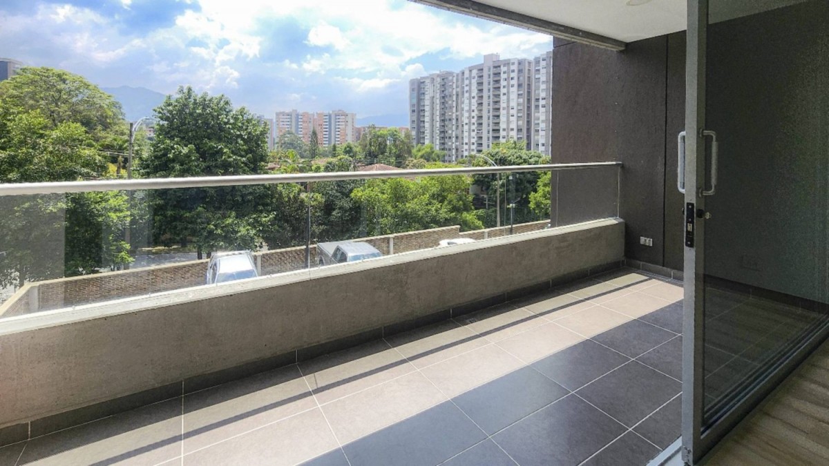 Apartamento en venta en Loma Benedictinos, Medellín · foto 7 de 20