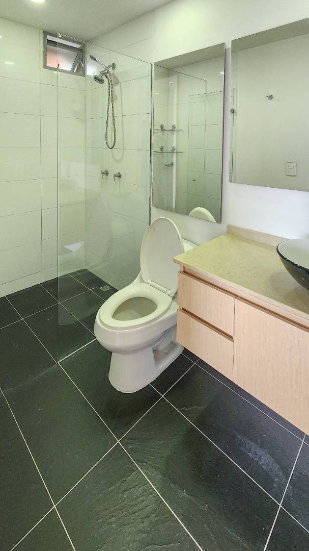 Apartamento en venta en Loma Benedictinos, Medellín · foto 15 de 20