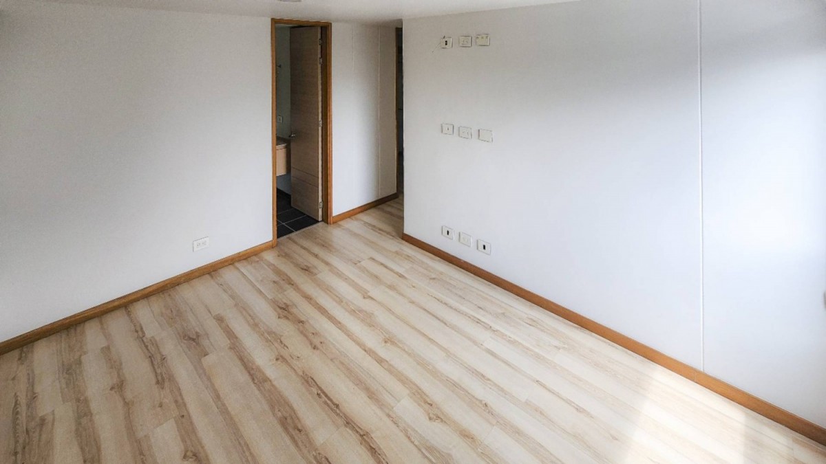 Apartamento en venta en Loma Benedictinos, Medellín · foto 18 de 20
