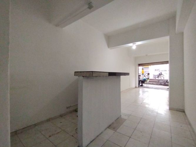 Local en arriendo en El Chagualo, Medellín, 30 m² · foto 5 de 11