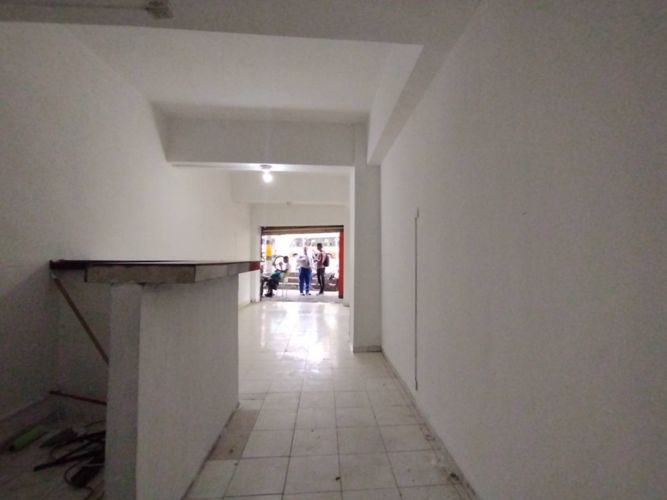 Local en arriendo en El Chagualo, Medellín, 30 m² · foto 8 de 11