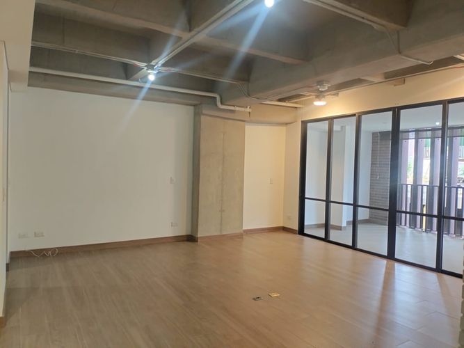 Apartamento de 1 alcoba en venta en El Poblado, Medellín, 79 m² · foto 3 de 14