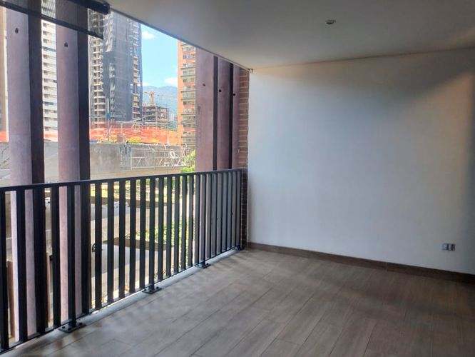 Apartamento de 1 alcoba en venta en El Poblado, Medellín, 79 m² · foto 10 de 14