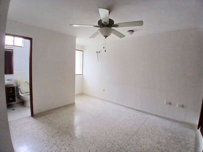 Apartamento de 3 alcobas en venta en Cr. Palmeras De Andalucia, Barranquilla, 138 m² · foto 14 de 24