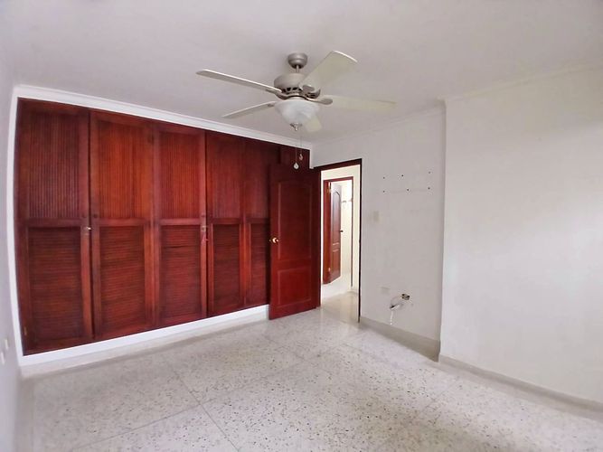 Apartamento de 3 alcobas en venta en Cr. Palmeras De Andalucia, Barranquilla, 138 m² · foto 16 de 24