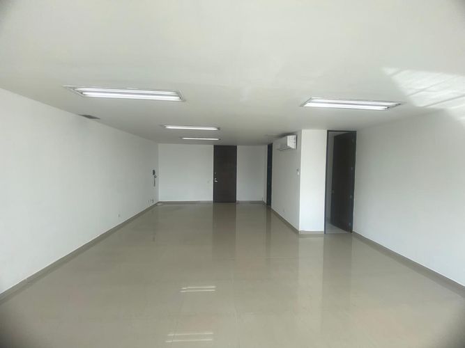 Oficina en arriendo en El Poblado, Medellín, 53 m² · foto 14 de 17