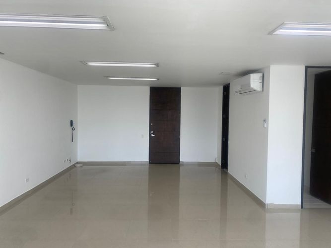 Oficina en arriendo en El Poblado, Medellín, 53 m² · foto 7 de 17
