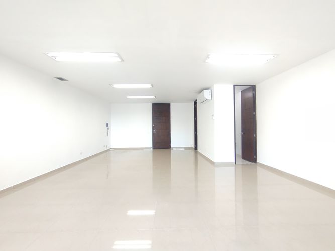 Oficina en arriendo en El Poblado, Medellín, 53 m² · foto 8 de 17