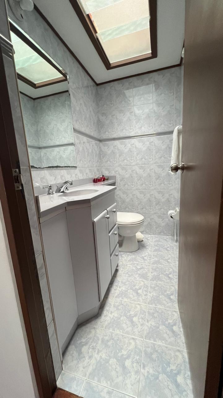 Casa en venta en Las Villas, Bogotá · foto 18 de 23