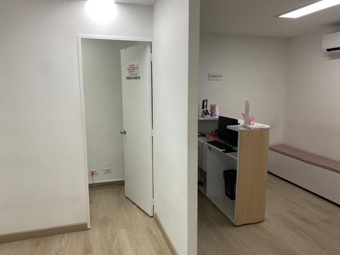 Oficina en arriendo en El Poblado, Medellín, 48 m² · foto 4 de 17