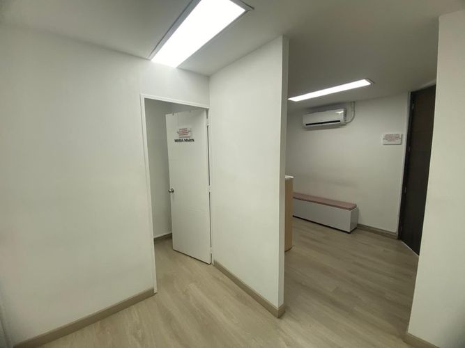 Oficina en arriendo en El Poblado, Medellín, 48 m² · foto 9 de 17