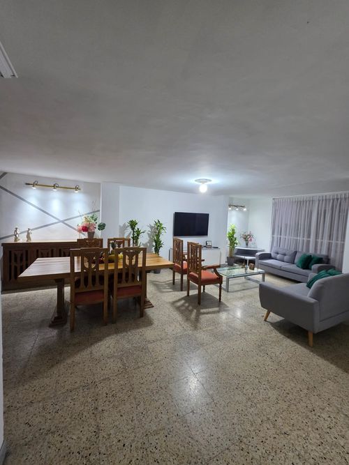 Casa de 5 alcobas en venta en San Joaquin, Medellín, 250 m² · foto 13 de 21