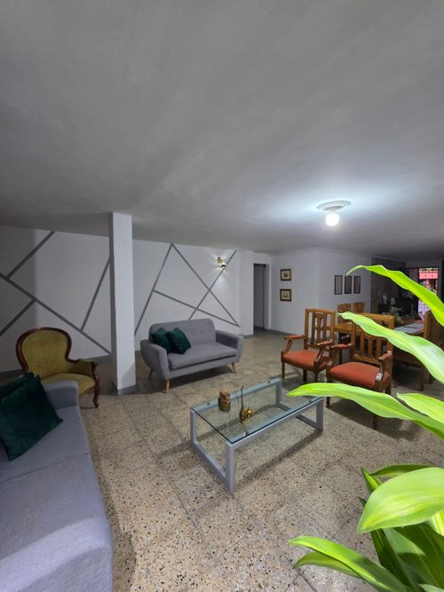 Casa de 5 alcobas en venta en San Joaquin, Medellín, 250 m² · foto 16 de 21