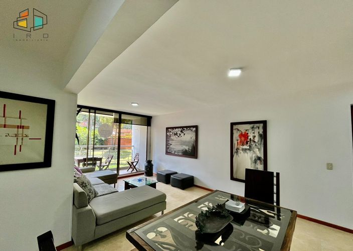 Apartamento de 3 alcobas en arriendo en Los Balsos, Medellín, 93 m² · foto 2 de 24