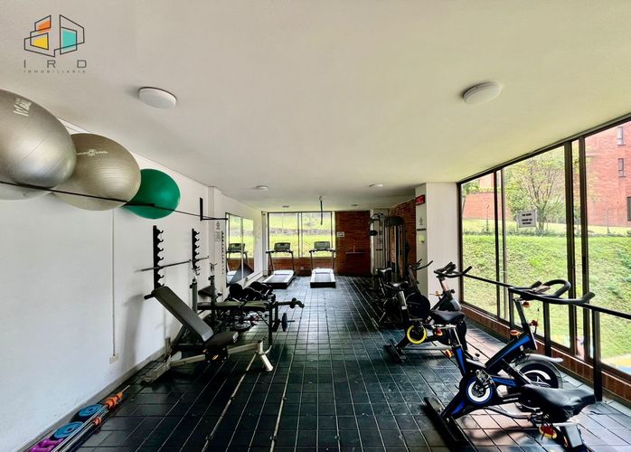 Apartamento de 3 alcobas en arriendo en Los Balsos, Medellín, 93 m² · foto 21 de 24