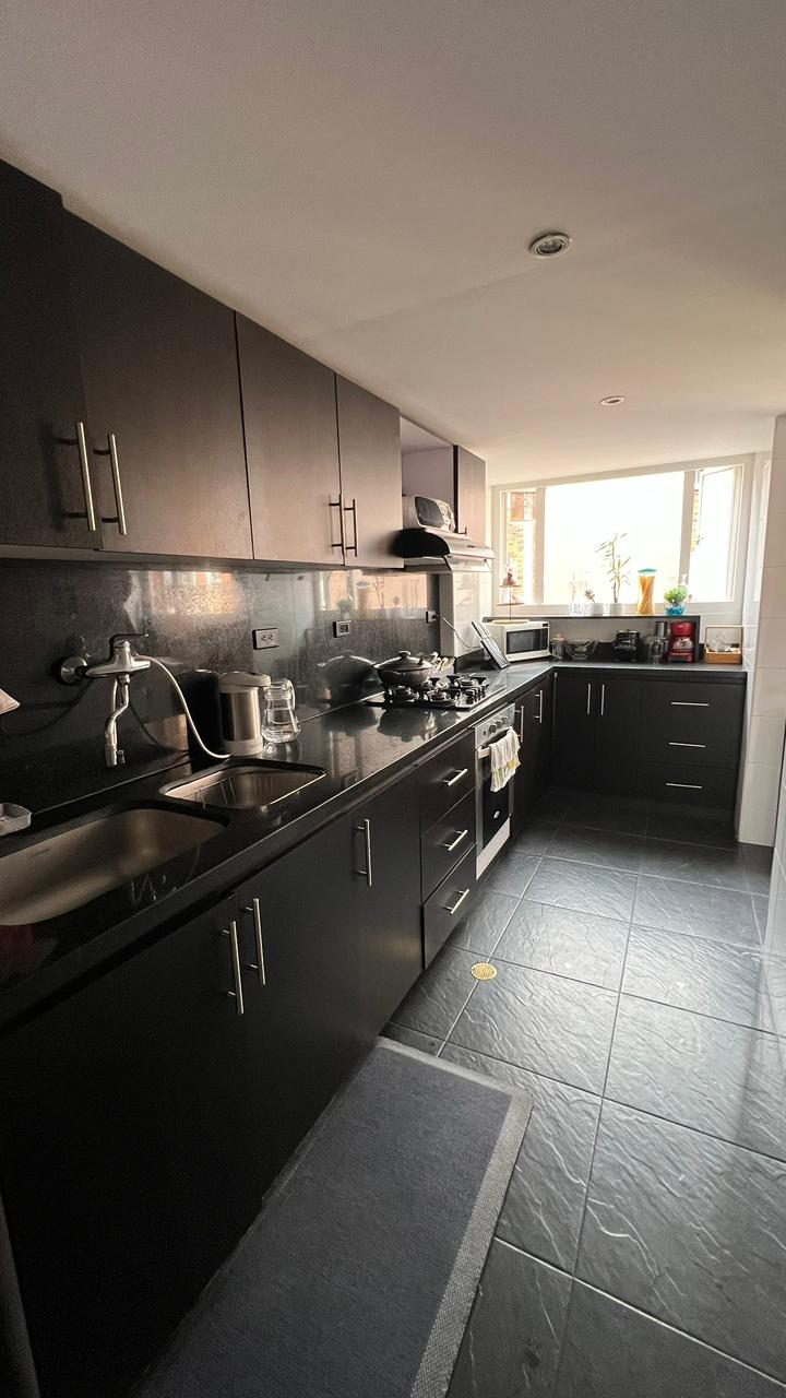 Apartamento en venta en Las Villas, Bogotá · foto 12 de 18