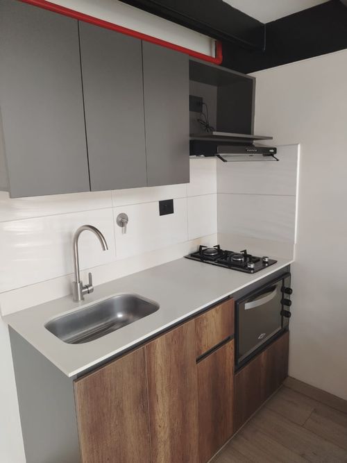 Apartamento de 1 alcoba en arriendo en Bombona No.1, Medellín, 50 m² · foto 3 de 12