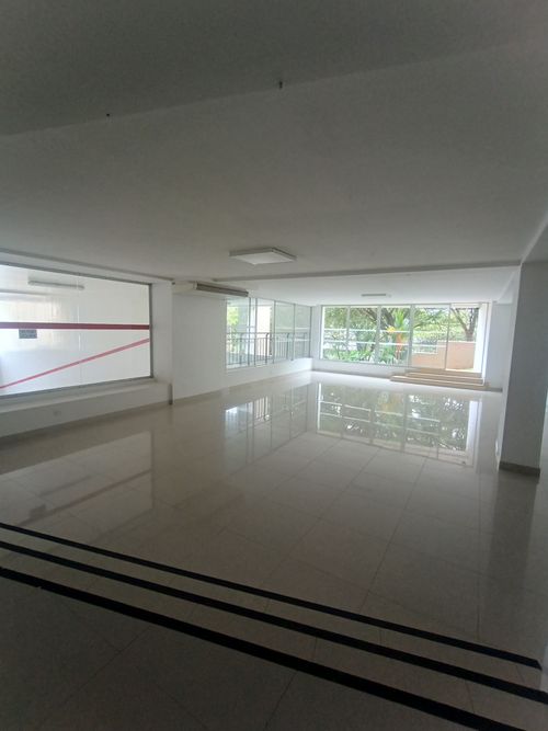 Apartamento de 4 alcobas en venta en Santa Teresita, Cali, 134 m² · foto 3 de 23