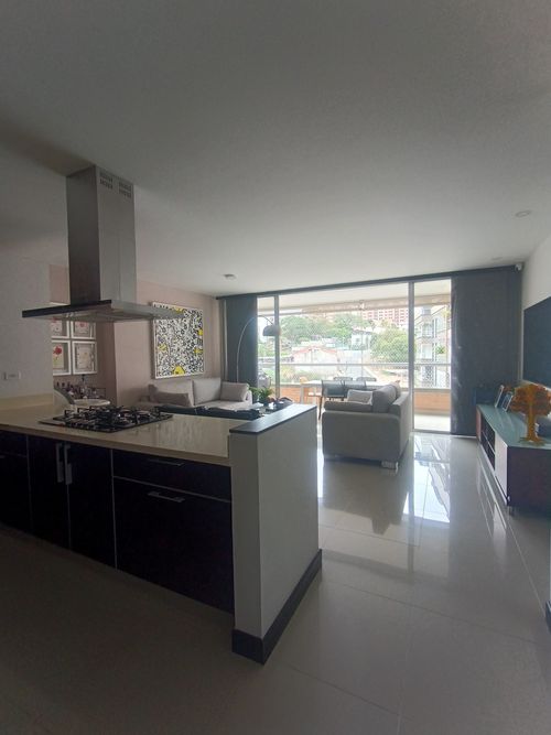 Apartamento de 4 alcobas en venta en Santa Teresita, Cali, 134 m² · foto 11 de 23