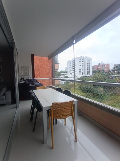 Apartamento de 4 alcobas en venta en Santa Teresita, Cali, 134 m² · foto 12 de 23