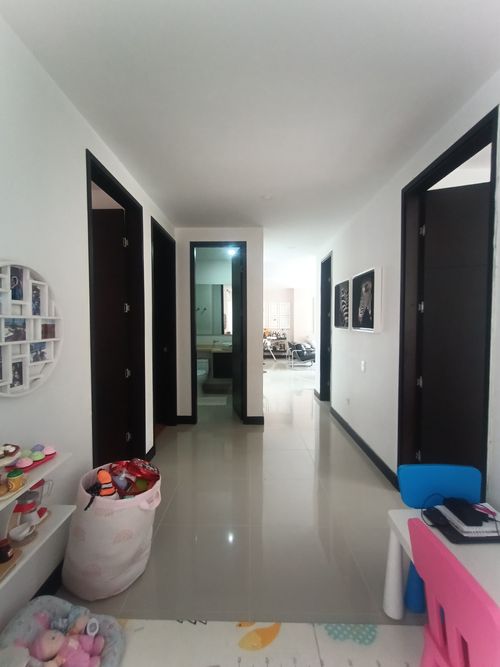 Apartamento de 4 alcobas en venta en Santa Teresita, Cali, 134 m² · foto 13 de 23