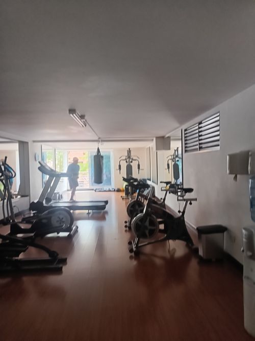 Apartamento de 4 alcobas en venta en Santa Teresita, Cali, 134 m² · foto 22 de 23
