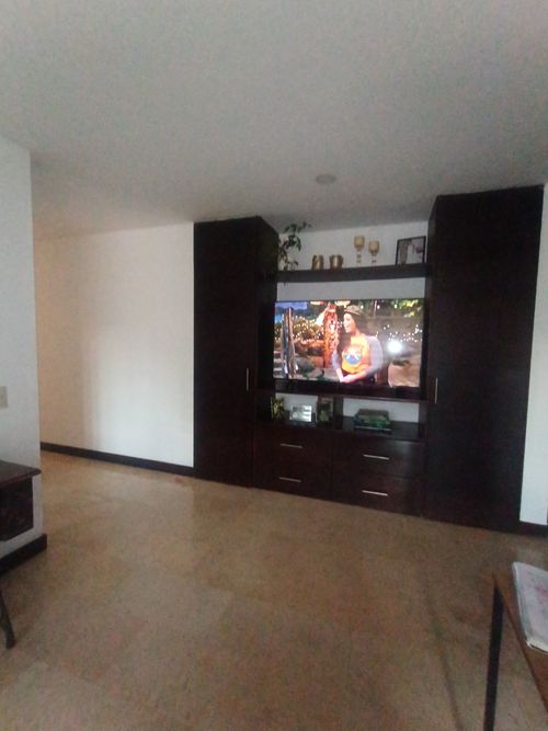 Apartamento de 4 alcobas en venta en Normandia, Cali, 166 m² · foto 12 de 18