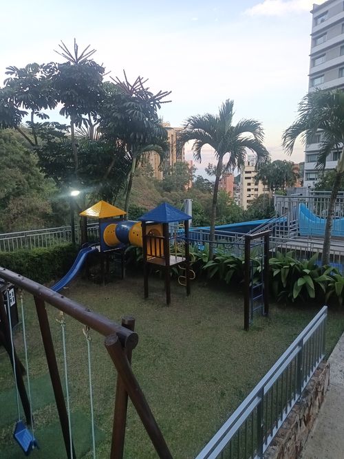 Apartamento de 4 alcobas en venta en Normandia, Cali, 166 m² · foto 18 de 18
