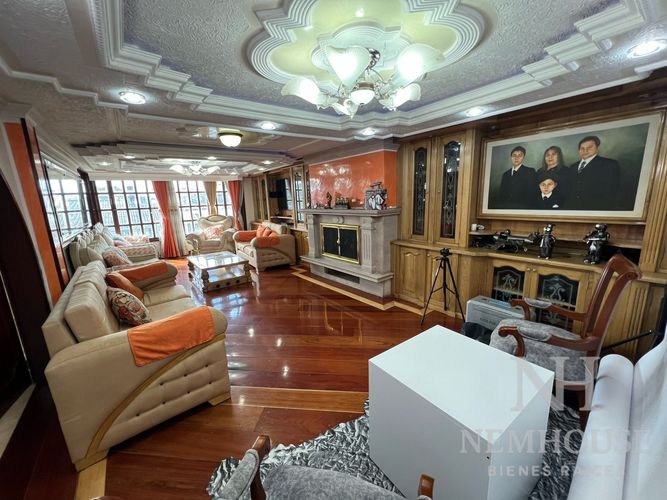 Casa de 7 alcobas en venta en Restrepo, Bogotá, 670 m² · foto 5 de 24