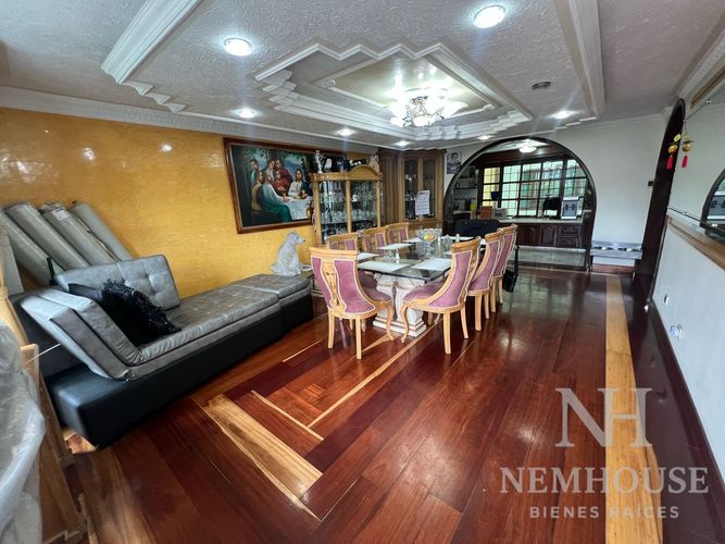 Casa de 7 alcobas en venta en Restrepo, Bogotá, 670 m² · foto 12 de 24